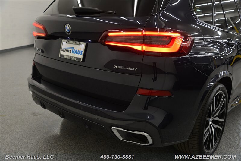 Used 2022 BMW X5 xDrive40i w/ M Sport Package AWD/4WD image 43