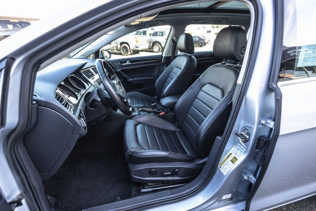 Used 2017 Volkswagen Golf SEL image 20