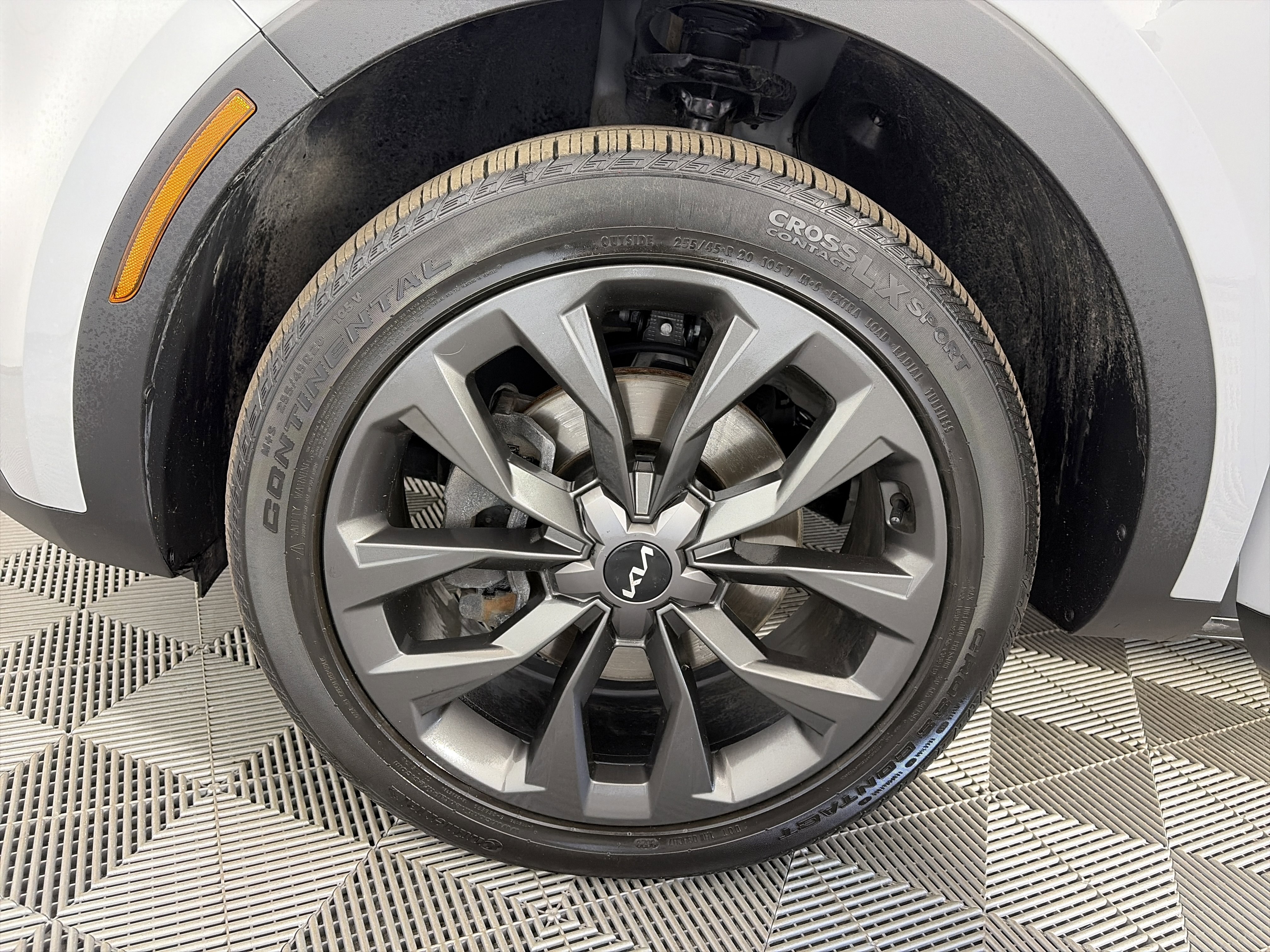 Certified 2023 Kia Sorento SX Prestige image 13