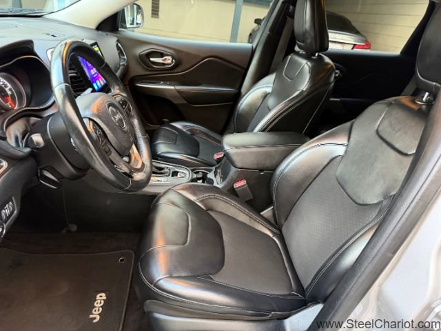 Used 2019 Jeep Cherokee Latitude Plus image 9