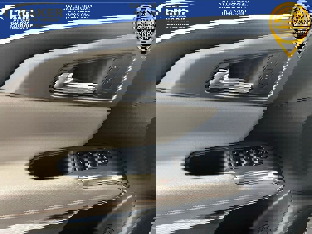 New 2026 Chevrolet Traverse LT w/ LPO, Floor Liner Package image 18