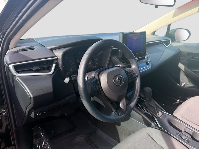 Used 2023 Toyota Corolla LE image 9