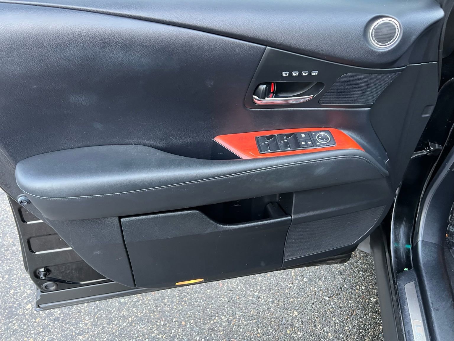 Used 2011 Lexus RX 350 AWD w/ Premium Pkg image 21