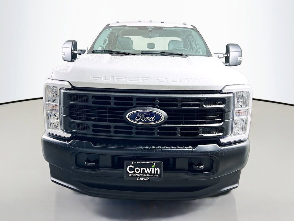 New 2026 Ford F350 XL image 4