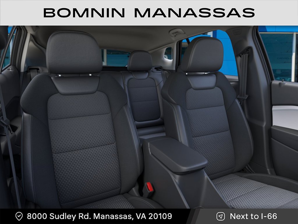 New 2026 Chevrolet Trax LT w/ Midnight Edition FWD image 16