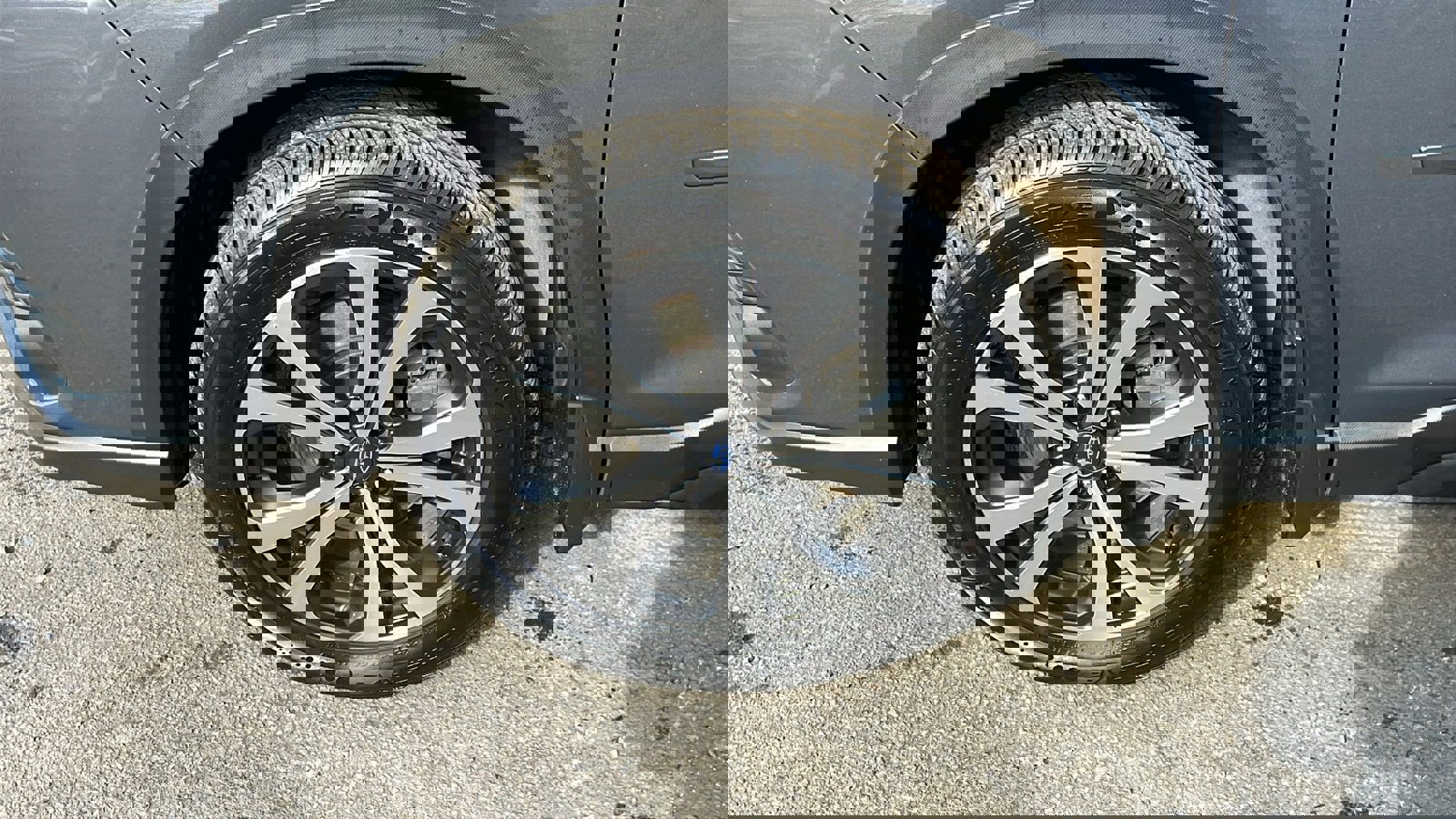 Used 2023 Subaru Forester Limited image 6