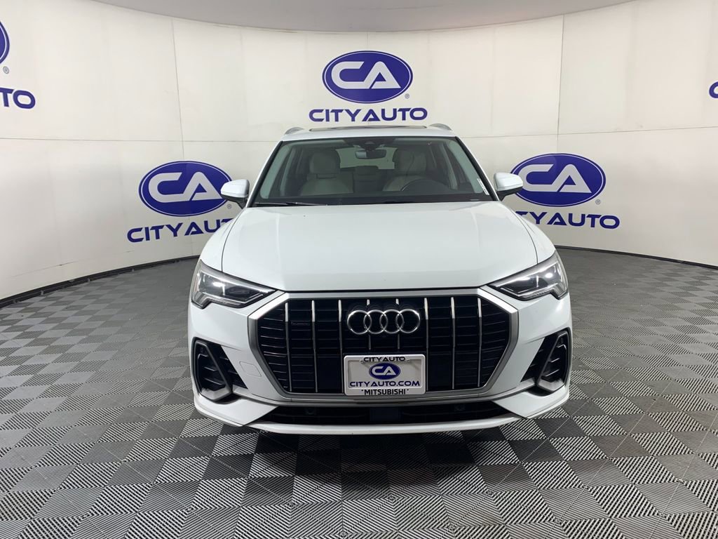Used 2022 Audi Q3 2.0T Premium Plus w/ Premium Plus Package AWD/4WD image 9