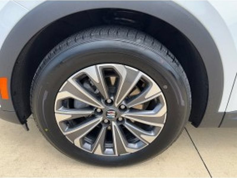 Used 2024 Buick Envision Preferred AWD/4WD image 10