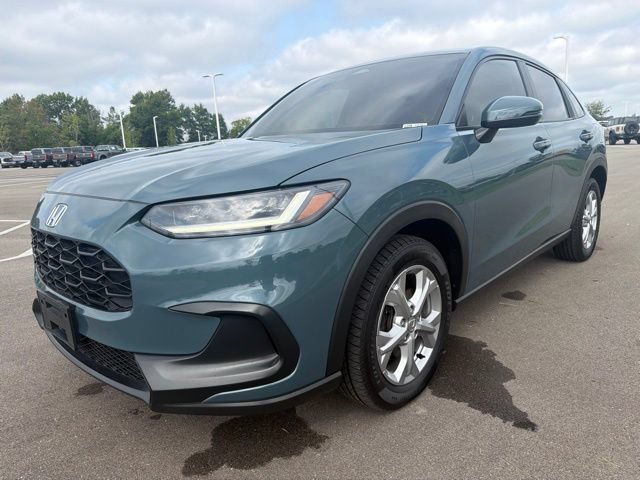 Used 2023 Honda HR-V LX image 2