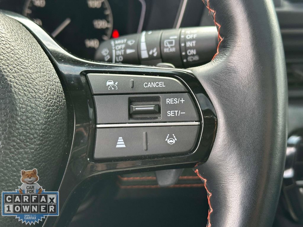 Used 2025 Honda Pilot TrailSport image 28