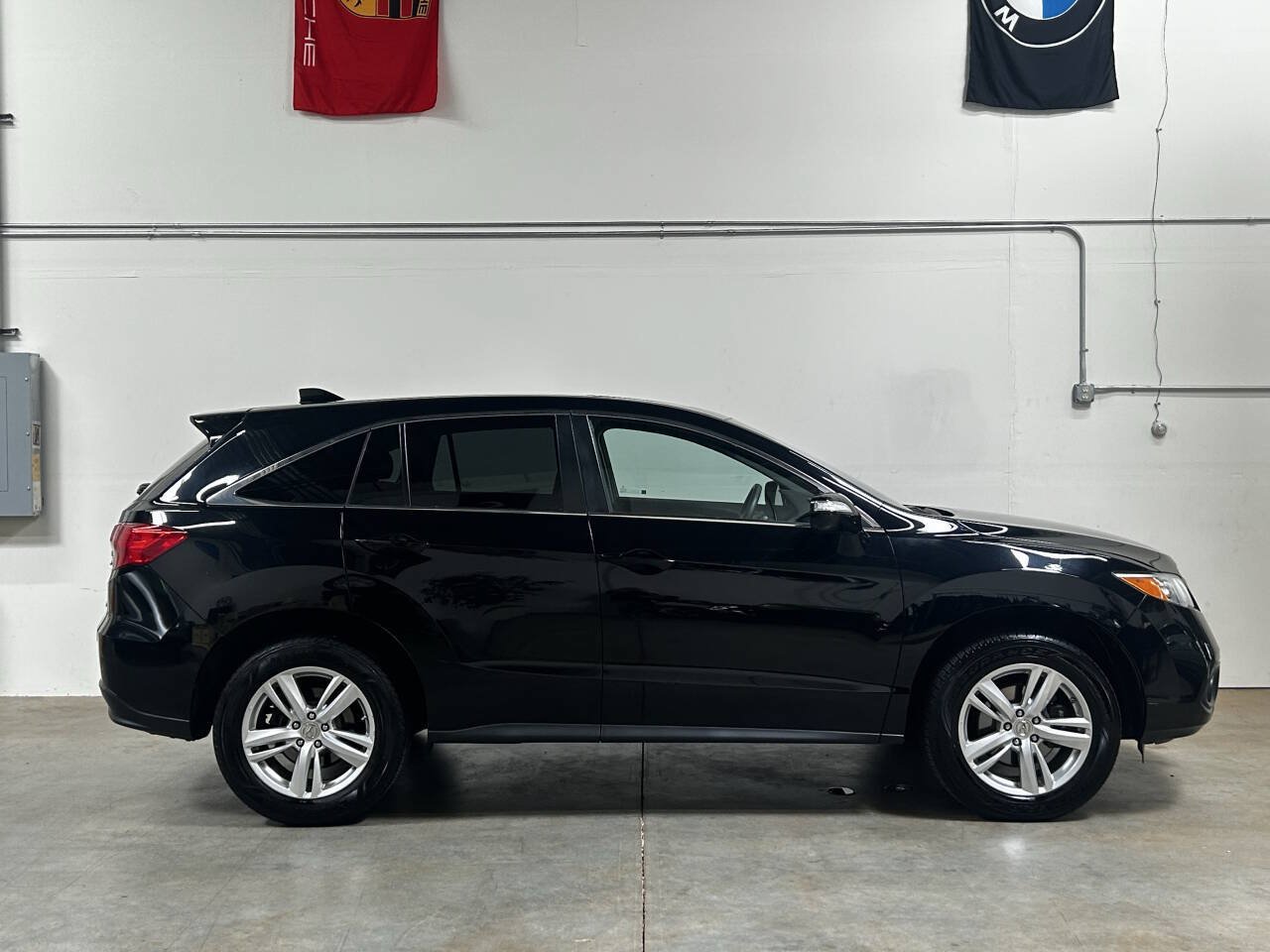 Used 2014 Acura RDX AWD image 2