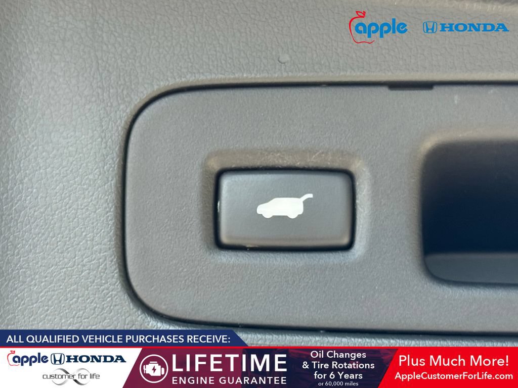 Used 2016 Honda CR-V Touring image 21