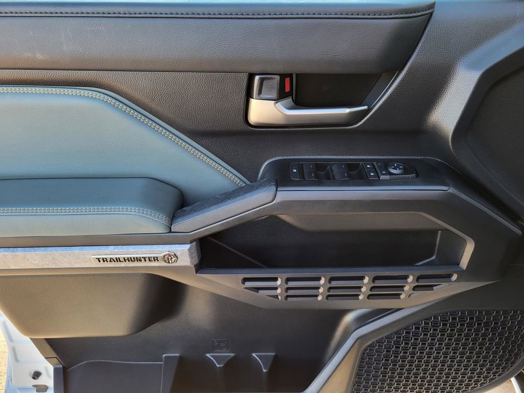 Used 2025 Toyota Tacoma 4x4 Double Cab Hybrid image 18