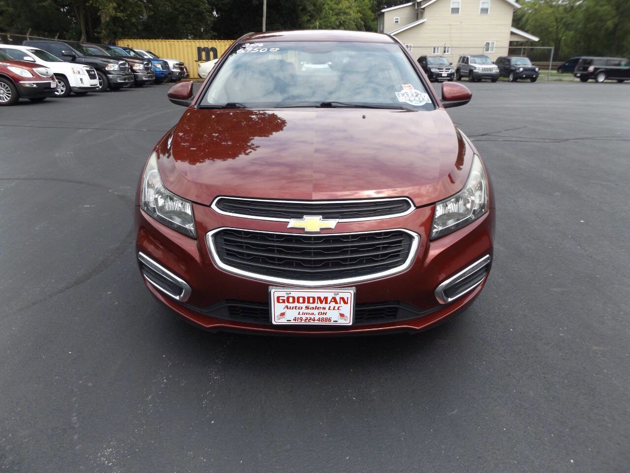 Used 2016 Chevrolet Cruze LT image 2