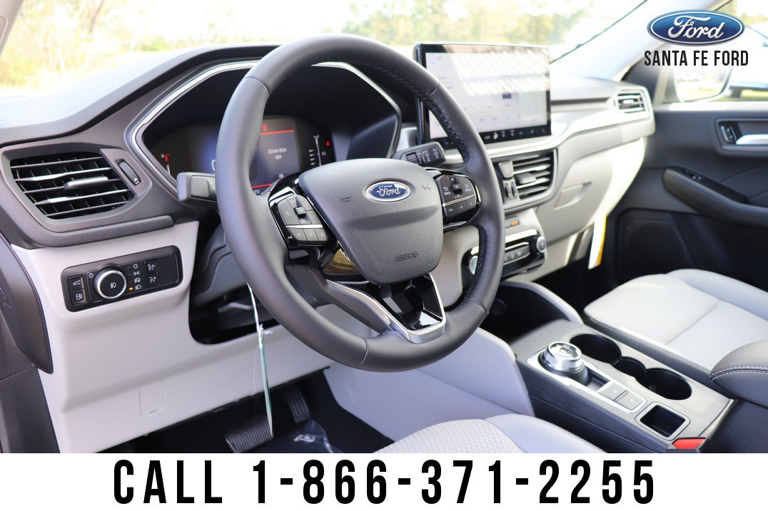 New 2023 Ford Escape SE image 19