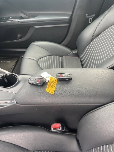 Used 2020 Toyota Camry SE image 13