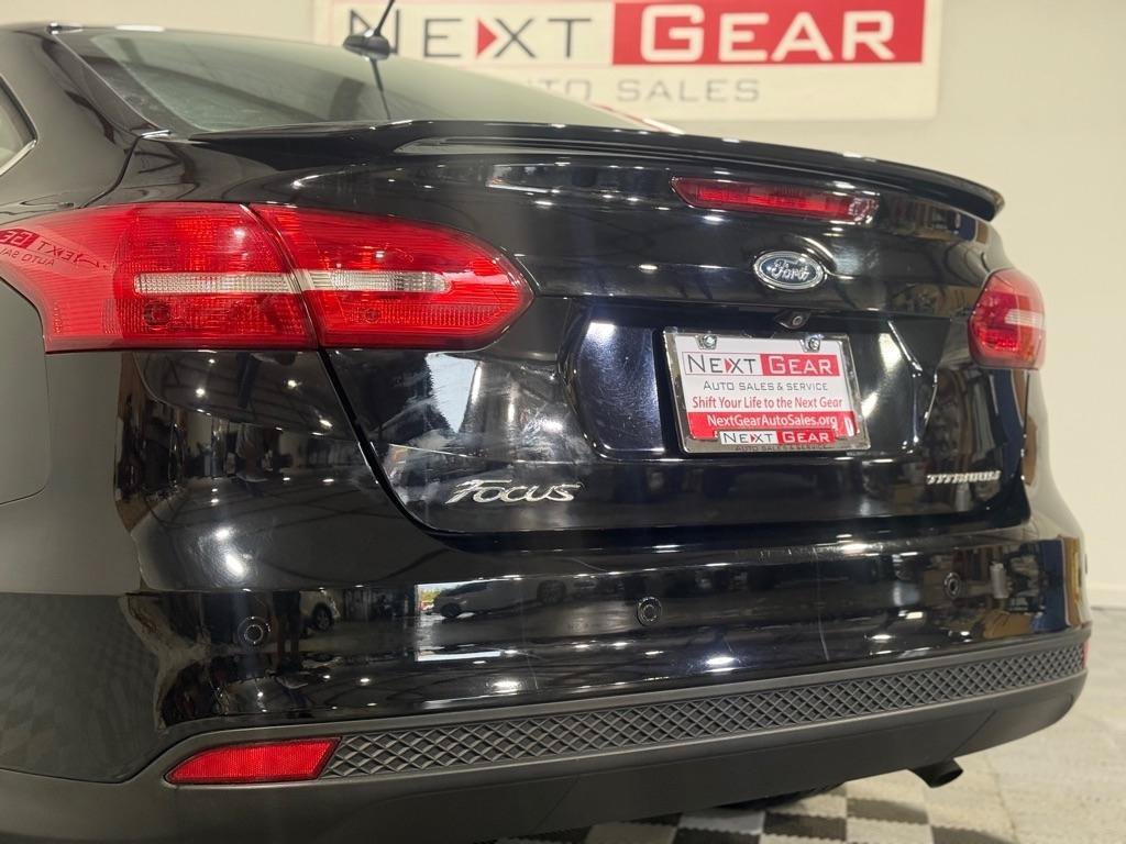 Used 2018 Ford Focus Titanium FWD image 7