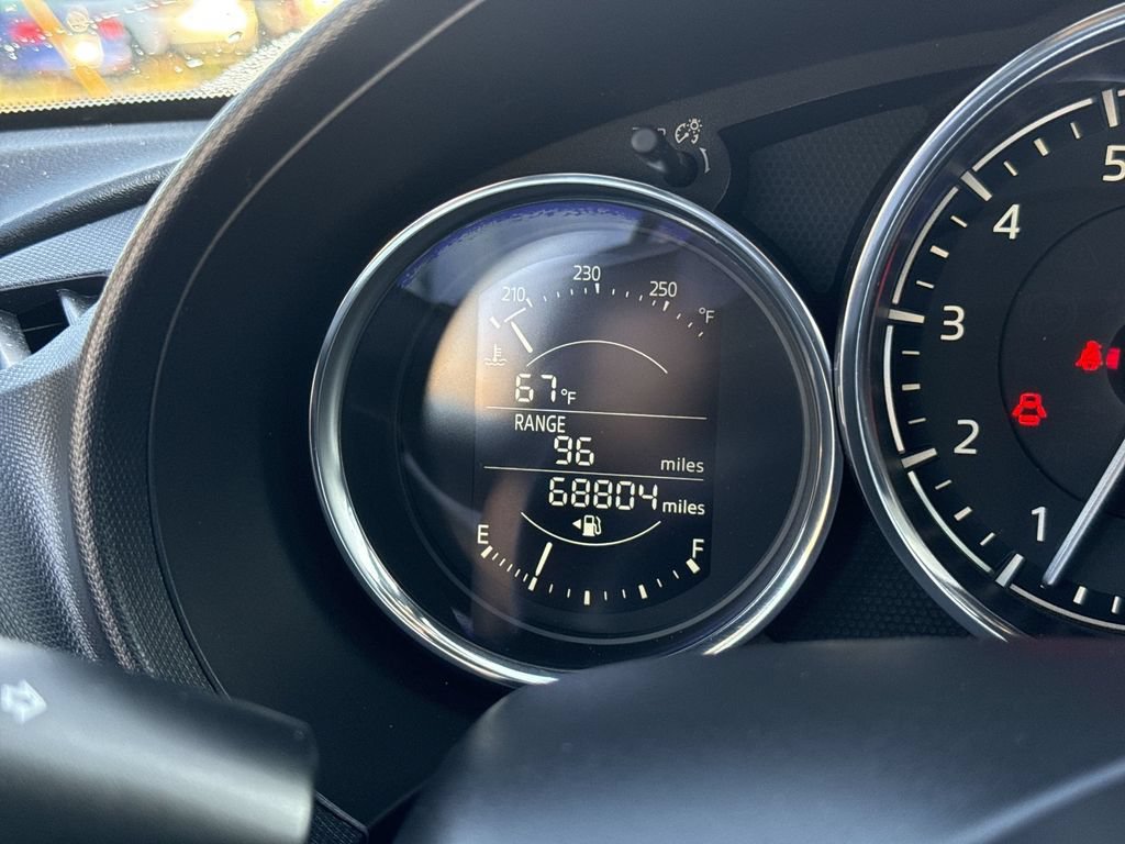 Used 2021 MAZDA MX-5 Miata Club RWD image 34