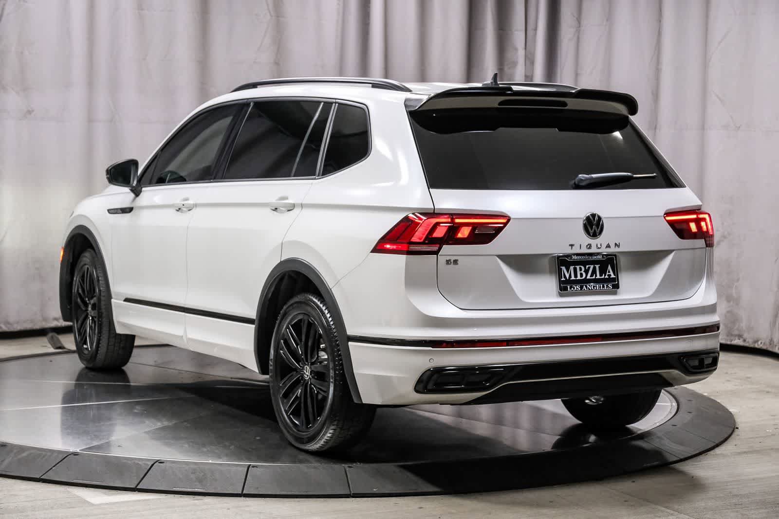 Used 2022 Volkswagen Tiguan SE R-Line FWD video 2