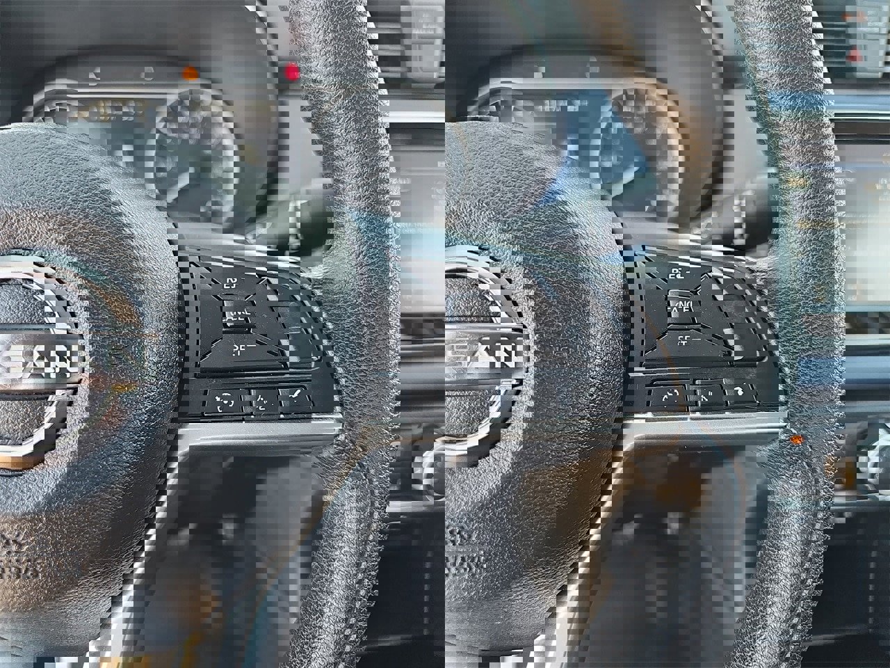 Certified 2023 Nissan Versa SV w/ Electronics Package image 17