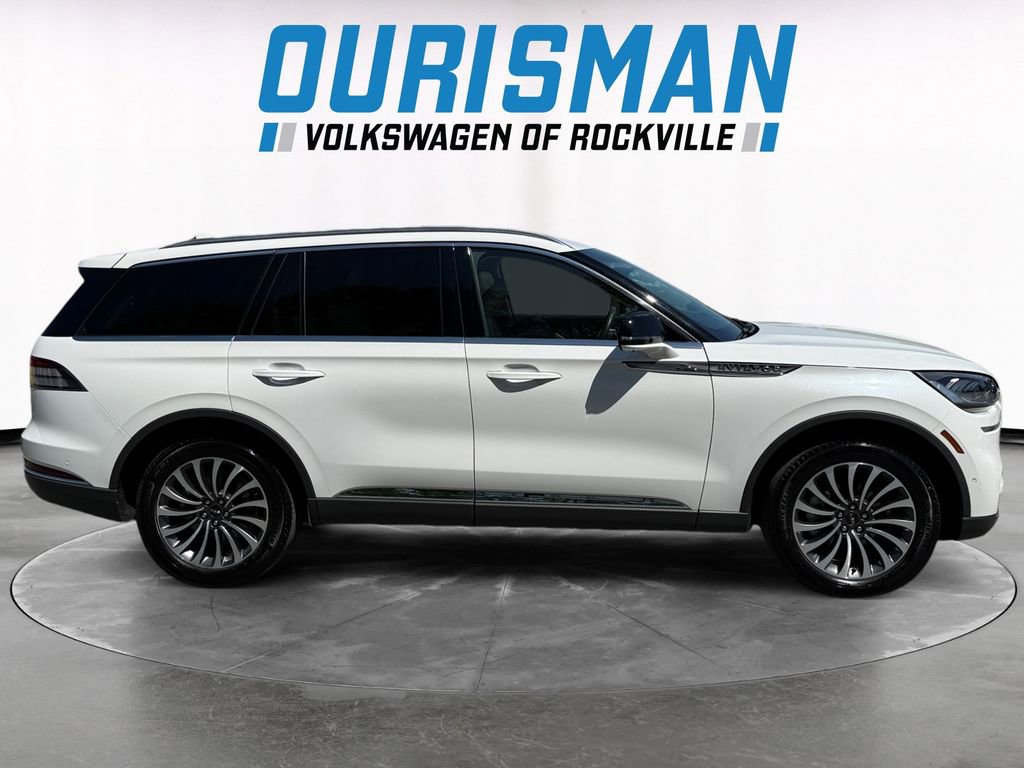 Used 2024 Lincoln Aviator Reserve w/ Equipment Group 201A AWD/4WD image 7