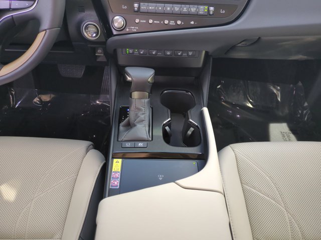 Certified 2025 Lexus ES 300h w/ Technology Package FWD image 18