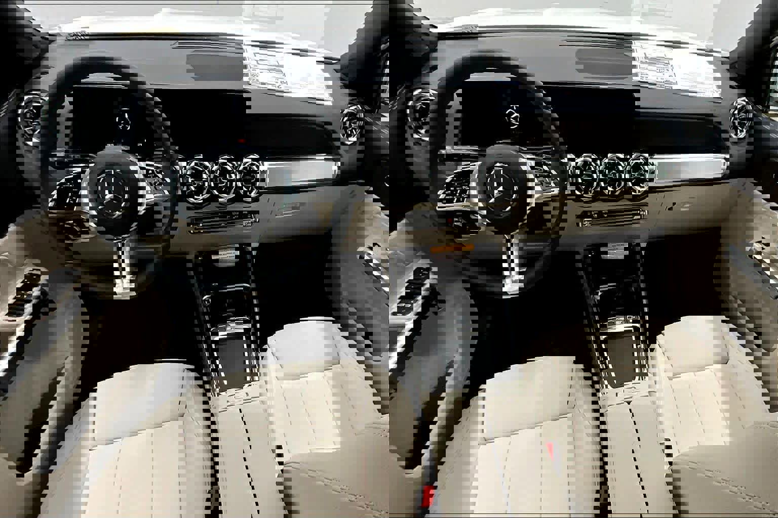 New 2026 Mercedes-Benz GLB 250 image 5