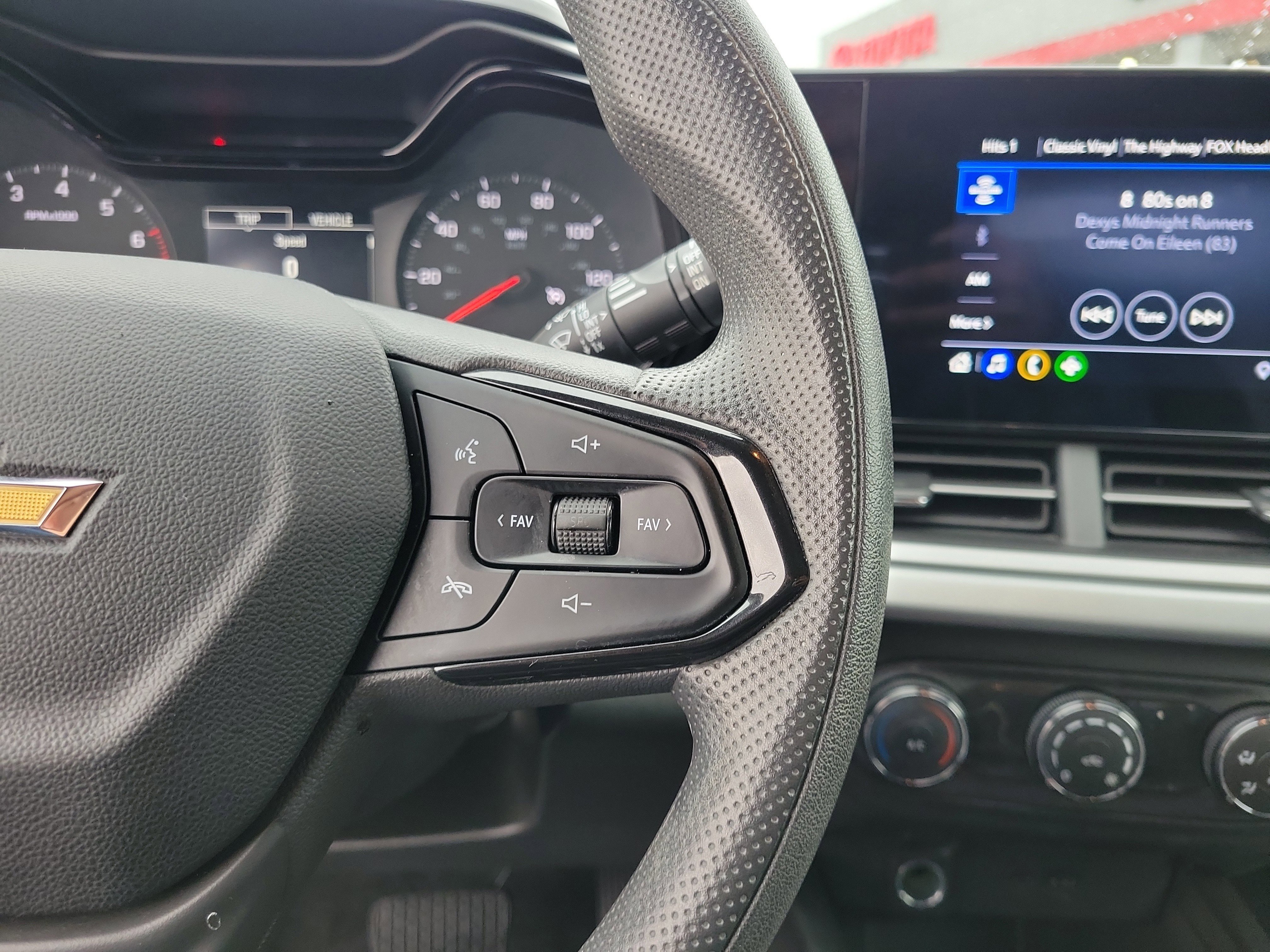 Used 2024 Chevrolet Trax LS w/ Driver Confidence Package FWD image 23