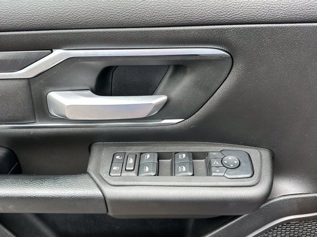 Used 2025 RAM 1500 Big Horn AWD/4WD image 12