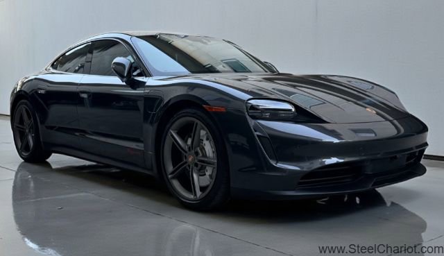 Used 2022 Porsche Taycan image 2