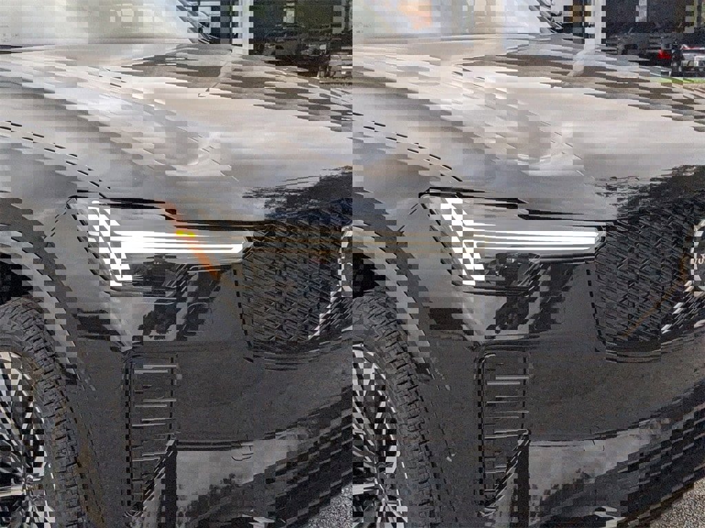 New 2026 Volvo XC90 T8 Ultra w/ Protection Package Premier image 9