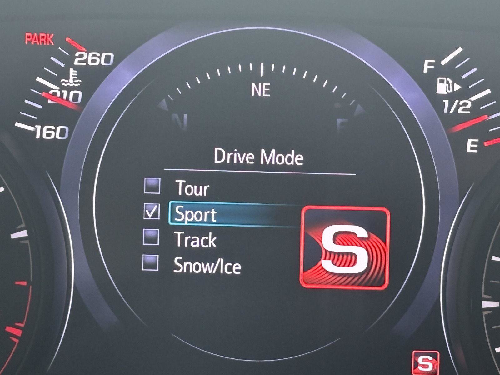 Used 2019 Chevrolet Camaro SS RWD image 9