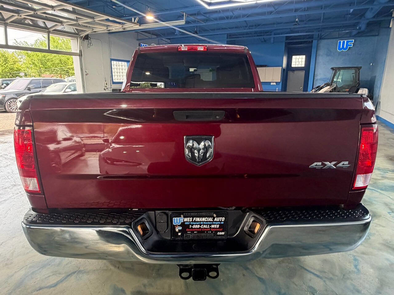 Used 2017 RAM 1500 ST w/ SXT Appearance Group AWD/4WD image 11