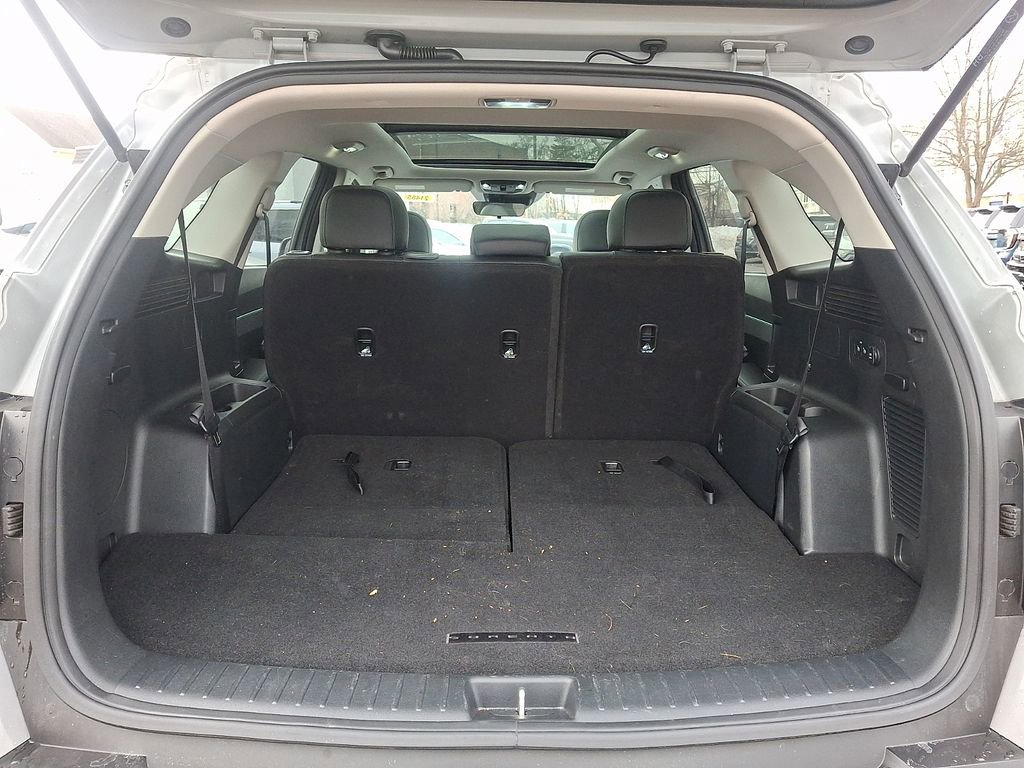 Used 2023 Kia Sorento S w/ Panoramic Sunroof Package image 28