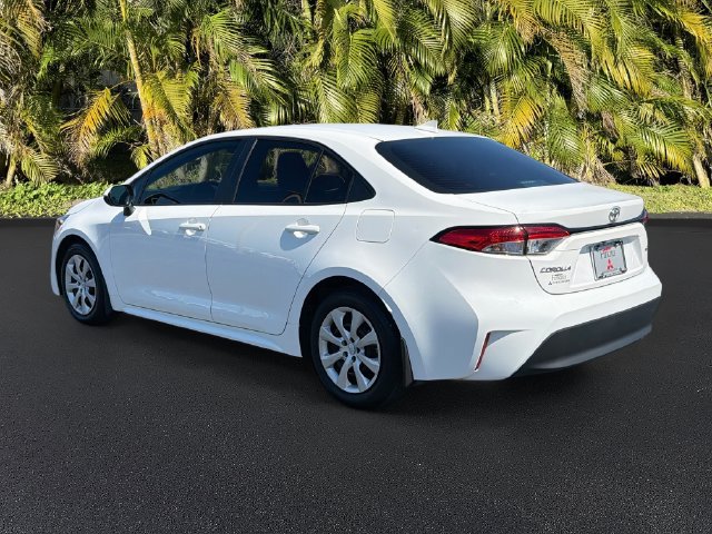 Used 2025 Toyota Corolla LE FWD image 7