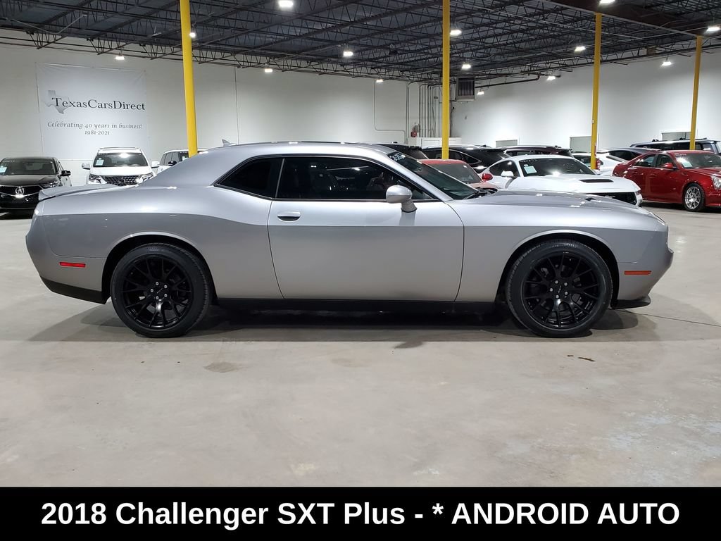 Used 2018 Dodge Challenger SXT Plus RWD image 5
