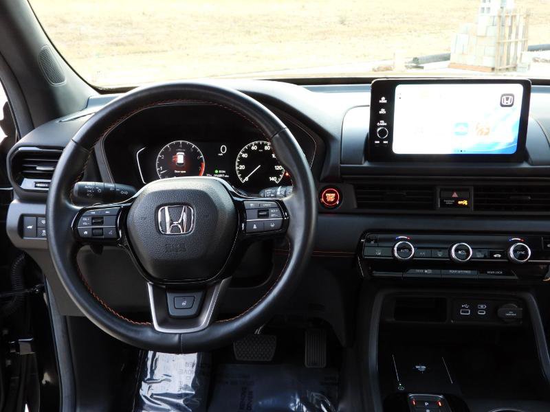 Used 2025 Honda Pilot TrailSport image 45