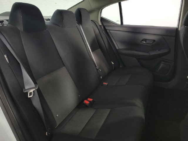 Used 2024 Nissan Sentra SV FWD image 16