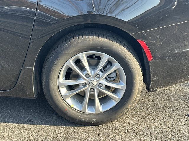 New 2026 Chrysler Pacifica Select image 18