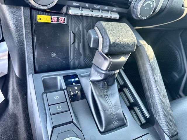 Used 2024 Toyota Tacoma SR5 w/ SR5 Upgrade Package image 28