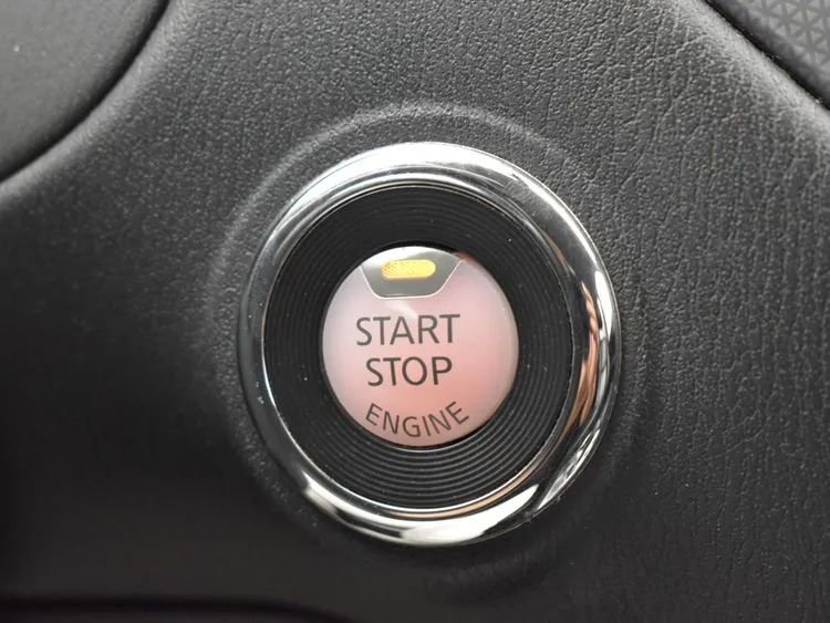 Used 2020 Nissan Pathfinder SL image 29