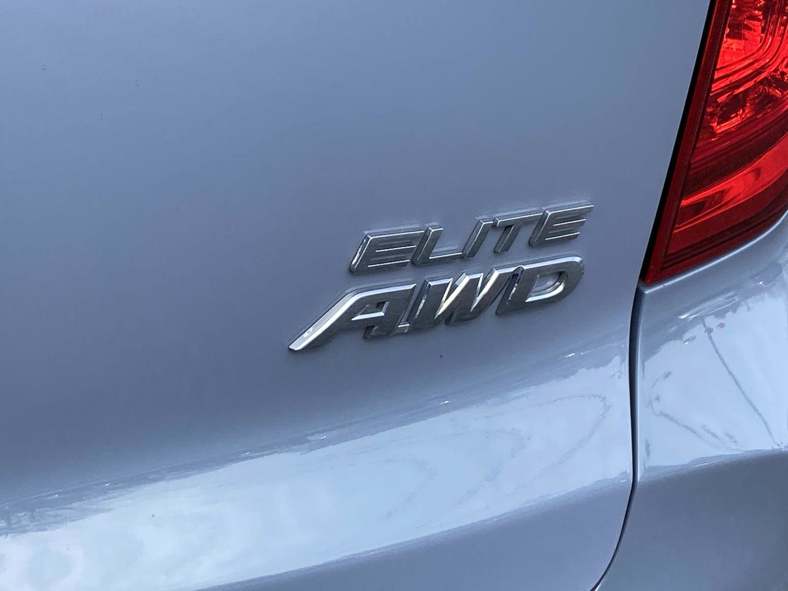 Used 2022 Honda Passport Elite image 5