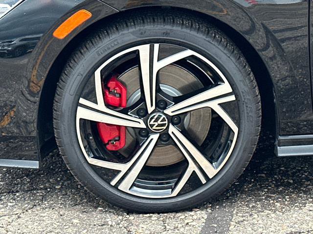 New 2025 Volkswagen GTI SE image 9