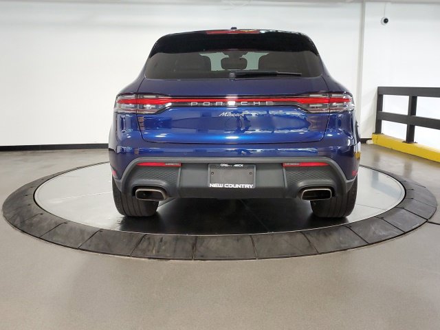 Used 2023 Porsche Macan AWD/4WD image 8