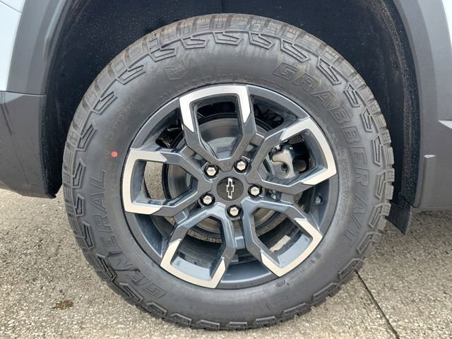 New 2026 Chevrolet Equinox ACTIV w/ Convenience Package III image 7