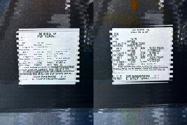 Used 2024 Tesla Model Y Performance image 33