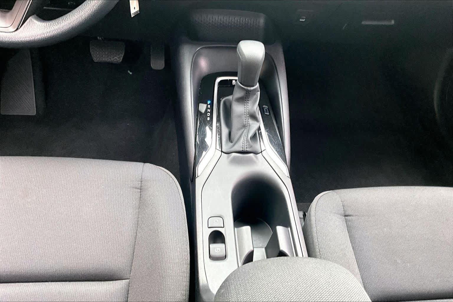 Used 2026 Toyota Corolla LE FWD image 30