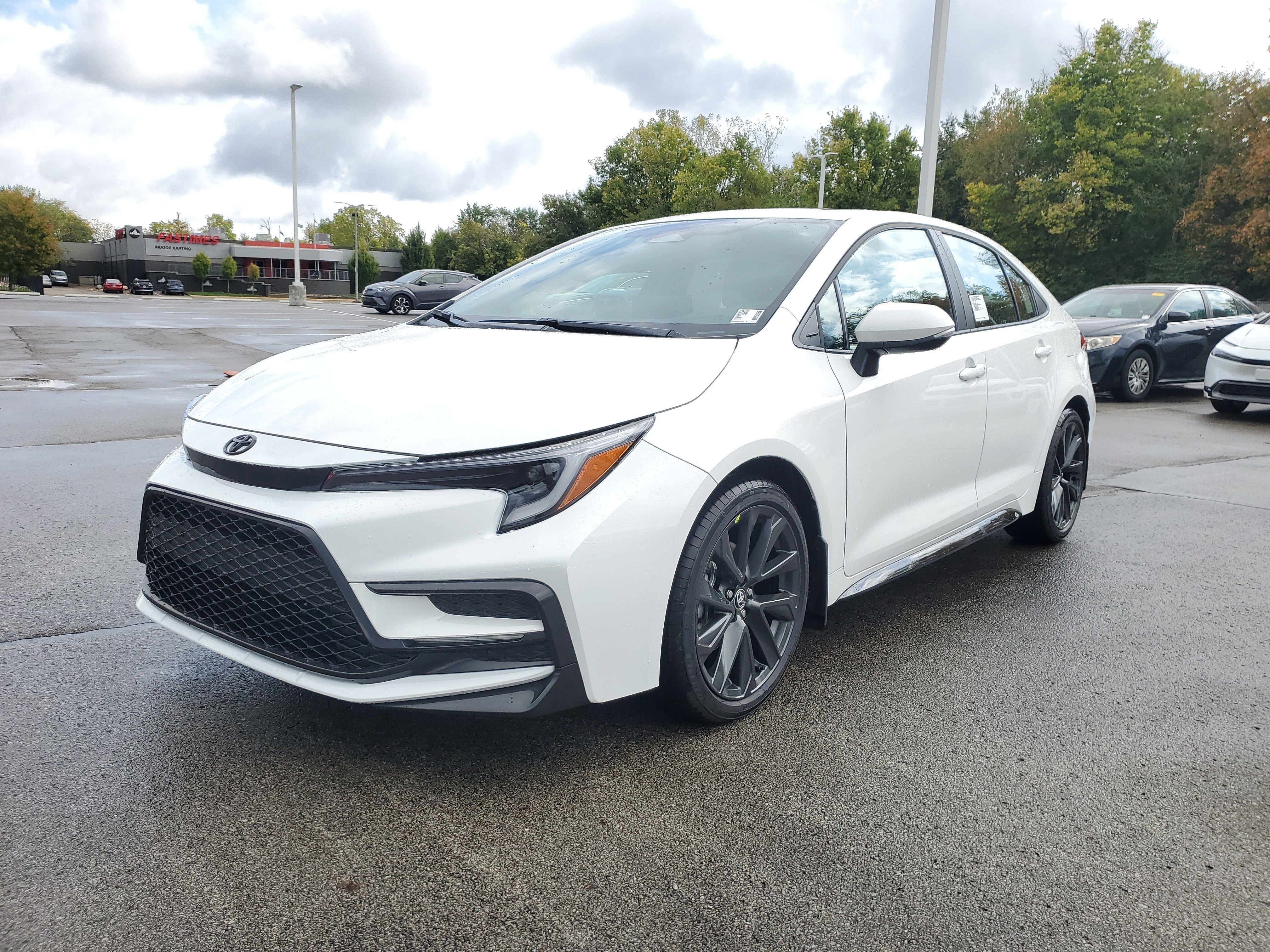 New 2026 Toyota Corolla XSE image 3