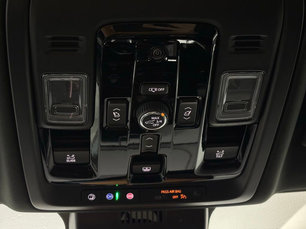 New 2026 GMC Yukon Denali w/ Sun & Power Step Package image 35