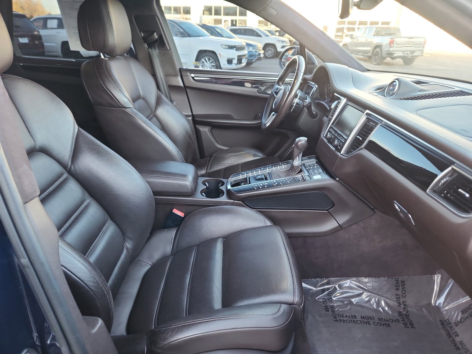 Used 2015 Porsche Macan Turbo image 20